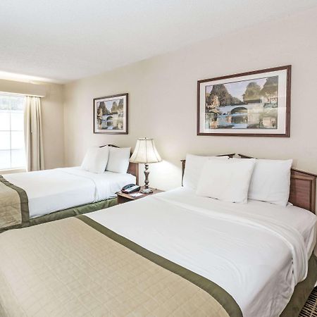 Baymont By Wyndham Valdosta At Valdosta Mall מראה חיצוני תמונה