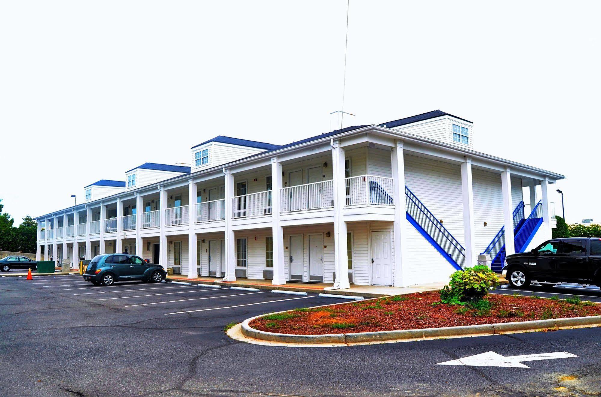Baymont By Wyndham Valdosta At Valdosta Mall מראה חיצוני תמונה